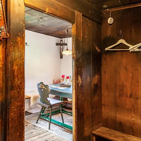 Kastnhaeusl Urige Huette Feriehus *