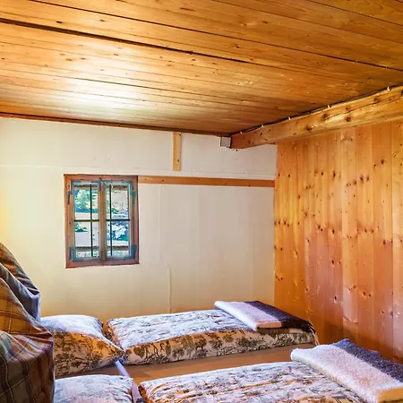 Kastnhaeusl Urige Huette