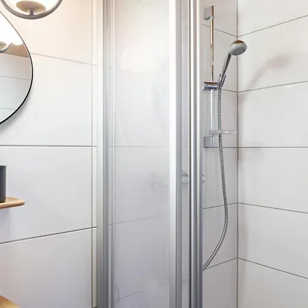 別荘 Kastnhaeusl Urige Huette