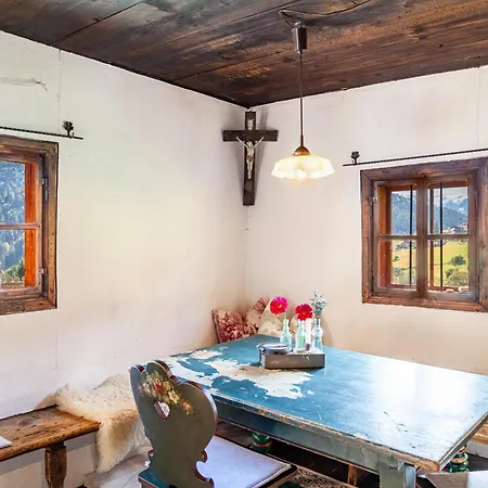 別荘 Kastnhaeusl Urige Huette オーバーアウ