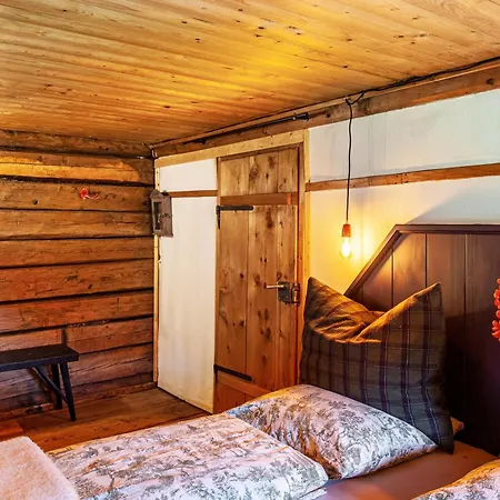 Kastnhaeusl Urige Huette *